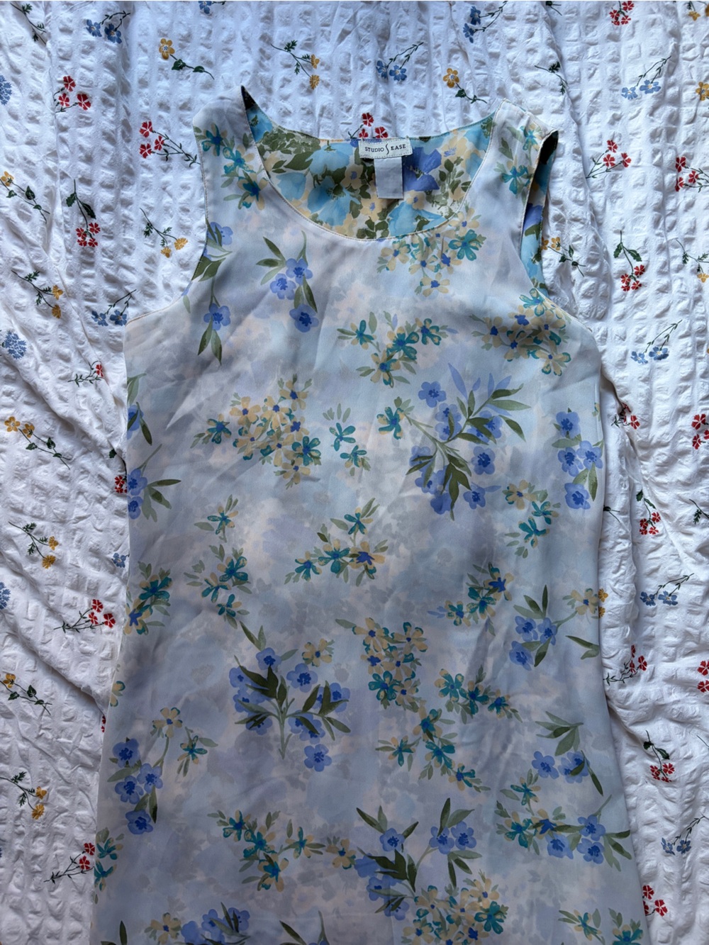 Reversible Floral Sleeveless Shift Dress